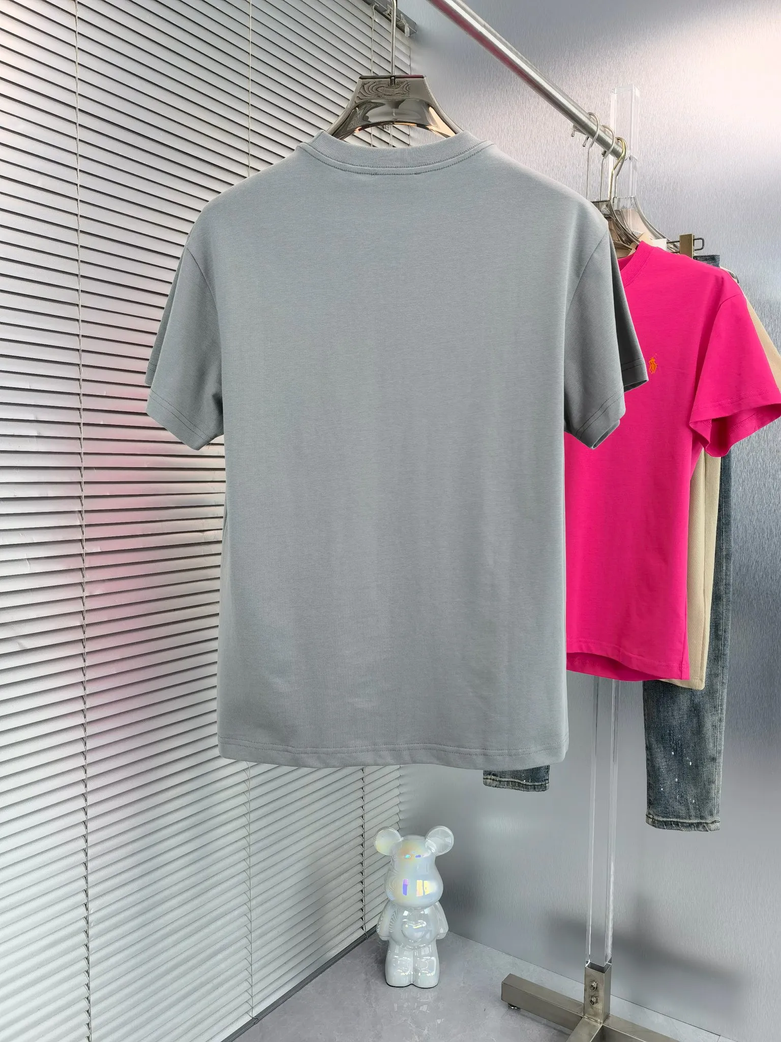 P180 🔥 Ralph Lauren Polo (available all year round) short-sleeved T-shirt 280g Couple style, same style for men and women. Made of imported custom-dyed fabric, fashionable yet luxurious. The quality is unquestionable. The upper body effect is great💂🏿 The single product is very unique. Color: Picture color Size: M ~ 2xL